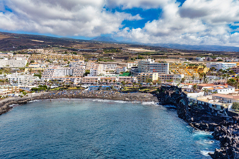 特内里费岛Los Gigantes附近的Playa de Arena